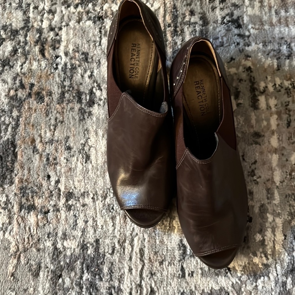 Kenneth Cole Reaction. Ankle peep toe bootie. Worn once. Excellent condition